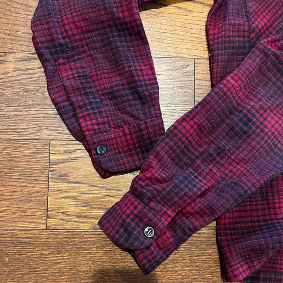 Pendleton Wool Button Up ❄️ - Picture 5 of 6